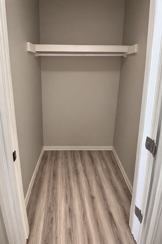 Foto del edificio - 13776 Grandeur Ave