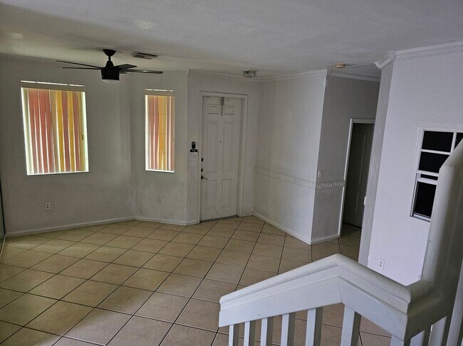 Foto del edificio - 21417 NW 14th Ct