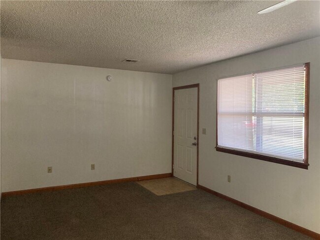 Foto del edificio - 420 S Holly St