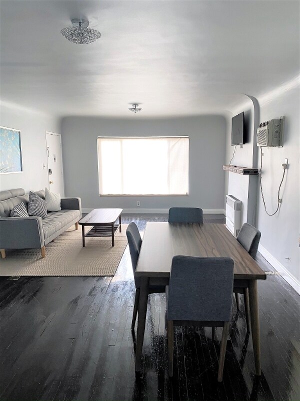 Foto del edificio - 948 N Curson Ave