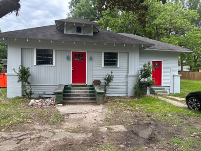 Building Photo - 2603 Jackson Ave
