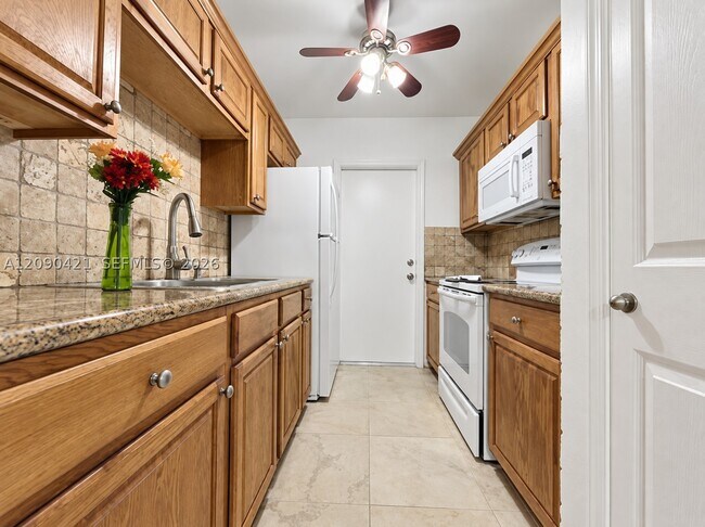 Foto del edificio - 1420 Atlantic Shores Blvd