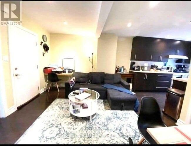 Photo du bâtiment - 57 Glenside Ave