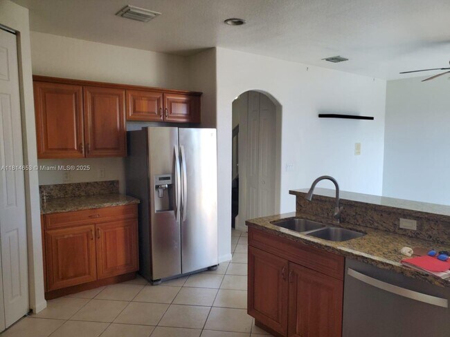 Foto del edificio - 2635 SW 84th Ter