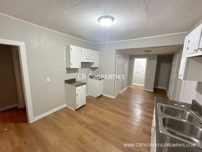 Building Photo - 2100 Stovall Ave