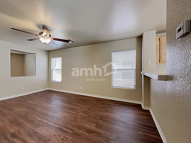 Building Photo - 8991 Ornate Glade Ave