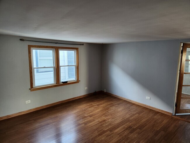 Foto del edificio - 5354 N Linder Ave