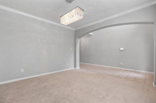 Building Photo - 42 Ebony Oaks Pl
