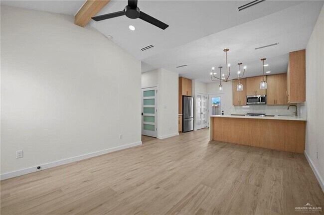 Foto del edificio - 20 Mockingbird Rd