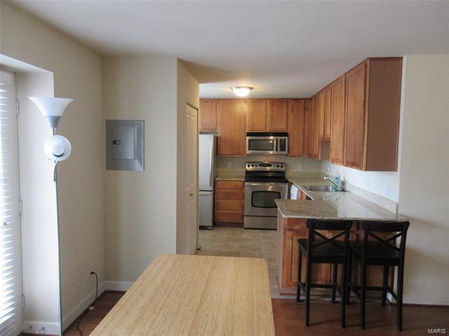 Building Photo - 5630 Pershing Ave