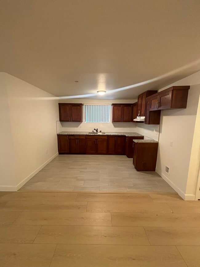 Foto del edificio - 438 W 71st St