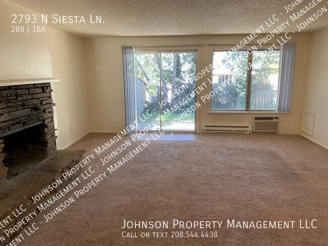 Building Photo - West Boise Duplex with large yards, carpor...