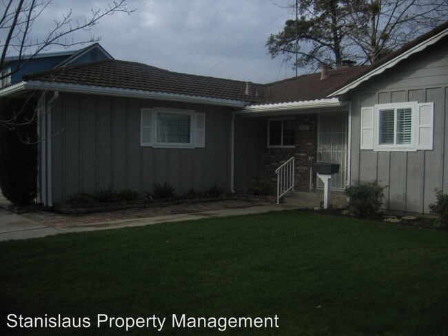 Building Photo - 3 br, 2 bath House - 2317 Monte Carlo Avenue