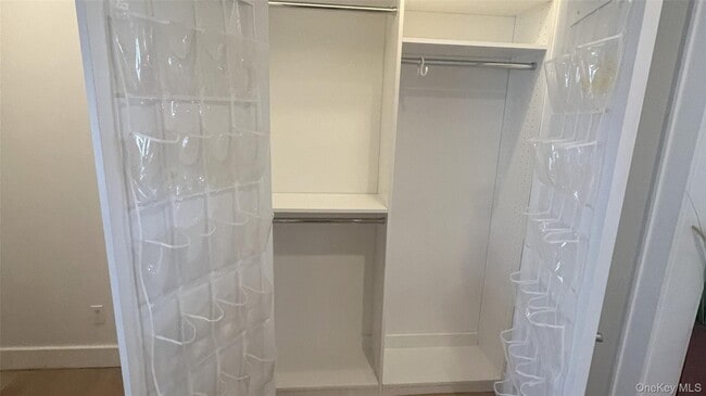 Foto del edificio - 69 S Bay Ave