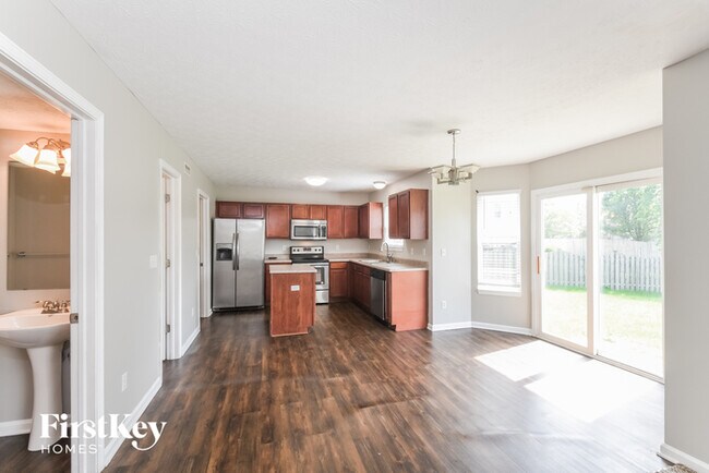 Foto del edificio - 7068 N Stubbington Ln