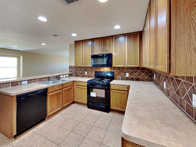 Foto del edificio - 3027 Acacia Fair Ln