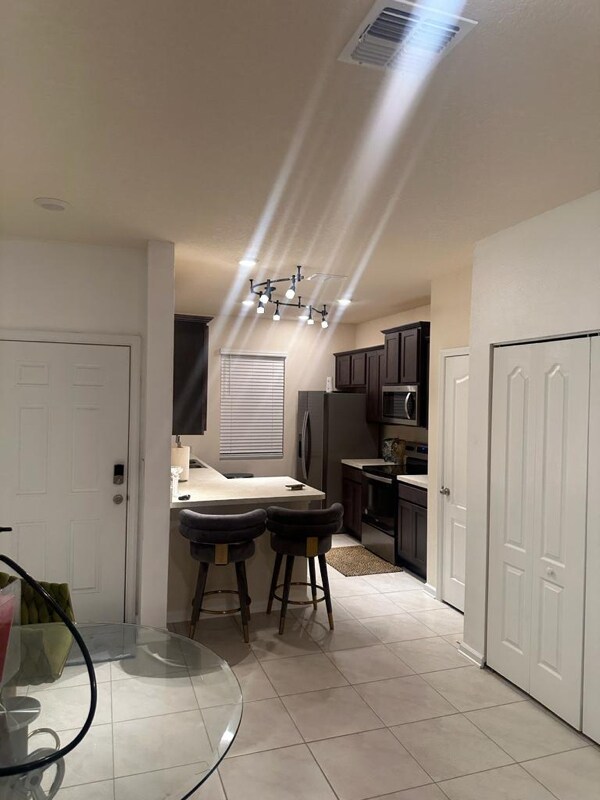 Foto del edificio - 2885 Black Buck Cir