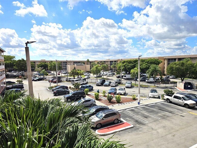 Building Photo - 17350 NW 67th Ave