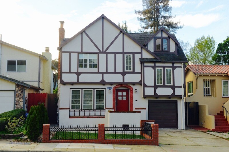 Primary Photo - 3567 Redwood Rd