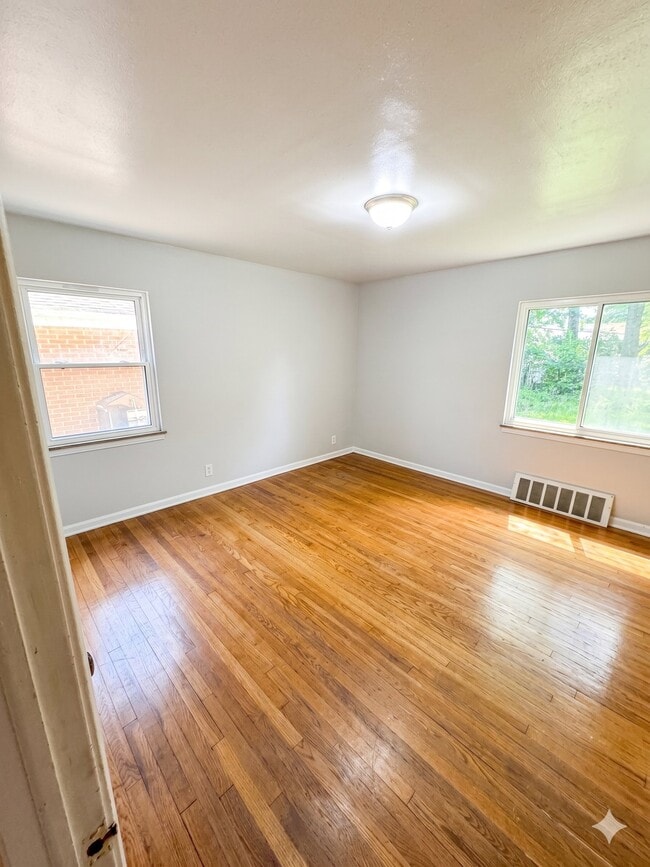 Photo - 26230 Briardale Ave House