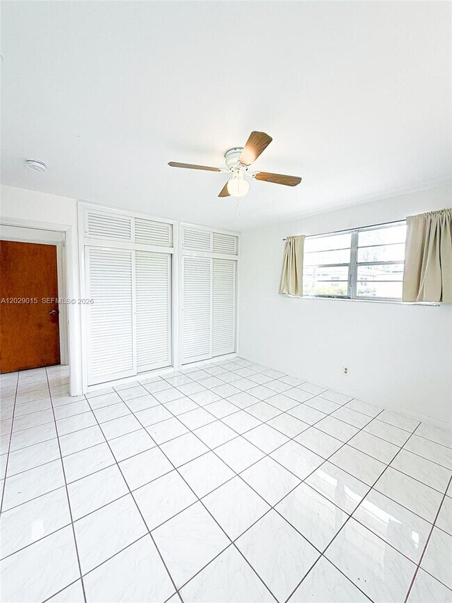 Foto del edificio - 1401 Grant St
