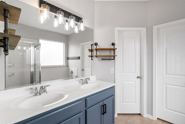 Building Photo - 8923 Jordi Dr