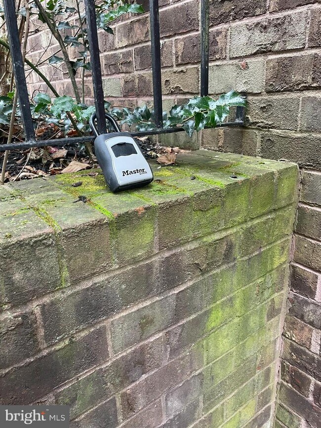 1301 Mountainview Dr, Chesterbrook, PA 19087 Room for Rent in