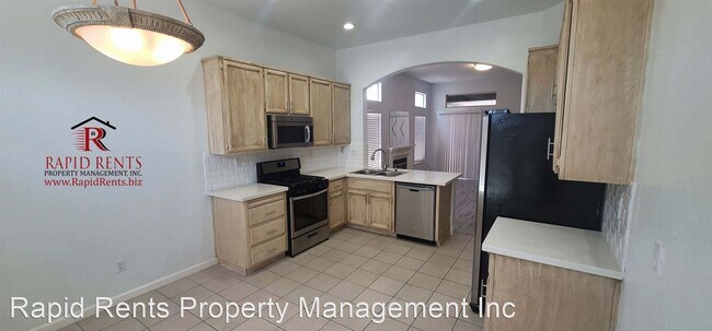 Building Photo - 3 br, 2 bath House - 3133 Spruce Hill Court
