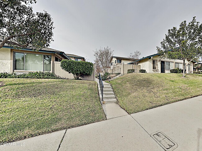Building Photo - 1743 E Avenida De Las Flores