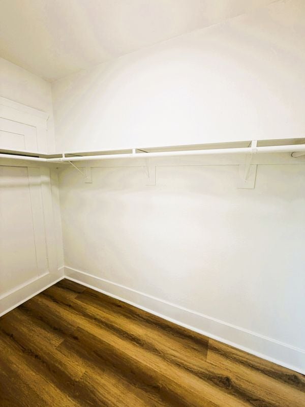 Building Photo - 1173 E Broadway