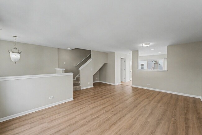 Foto del edificio - 534 Richard Brown Blvd