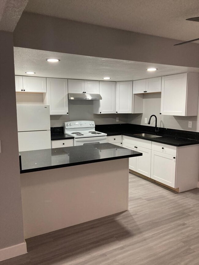 Foto del edificio - 5313 W Cheyenne Ave