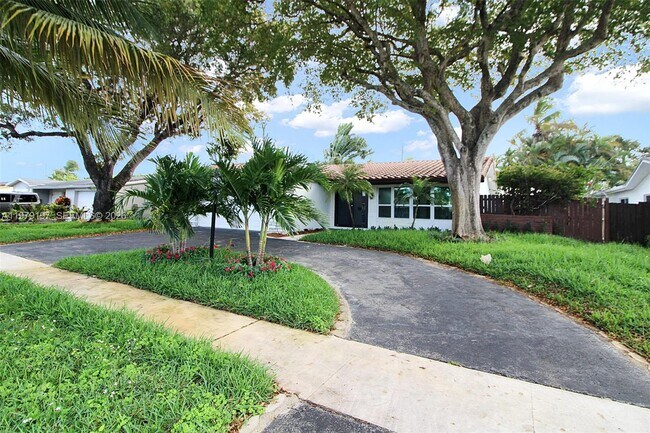 Building Photo - 5300 Adams St