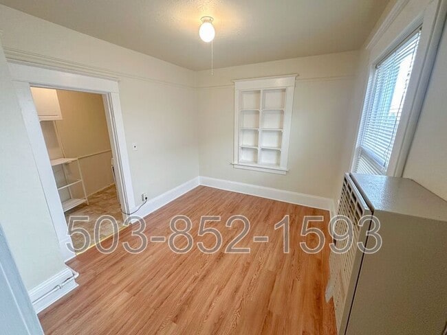 Foto del edificio - 2708 NE Sandy Blvd