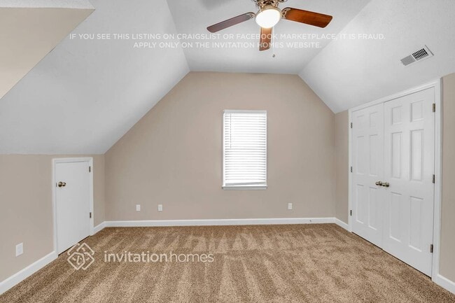 Building Photo - 908 Fairlong Rd
