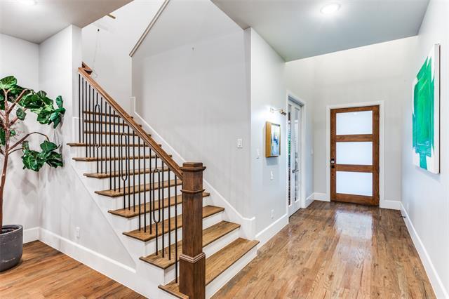 Foto del edificio - 8601 Colina Terrace