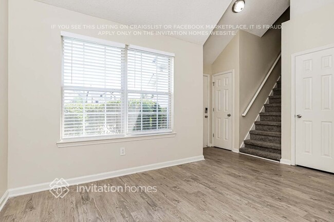 Building Photo - 252 Kings Cove