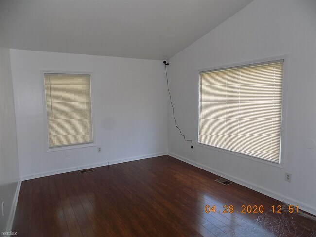 Building Photo - 4 br, 1 bath House - 433 Navahoe St