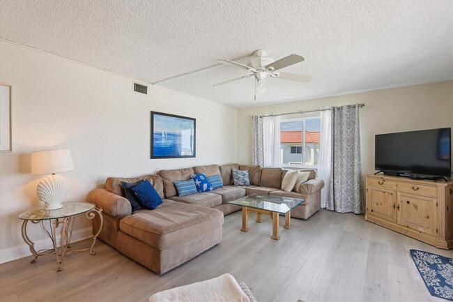 Foto del edificio - 1 Ocean Trace Rd