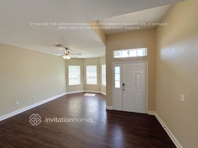 Foto del edificio - 6235 Cornerstone Dr