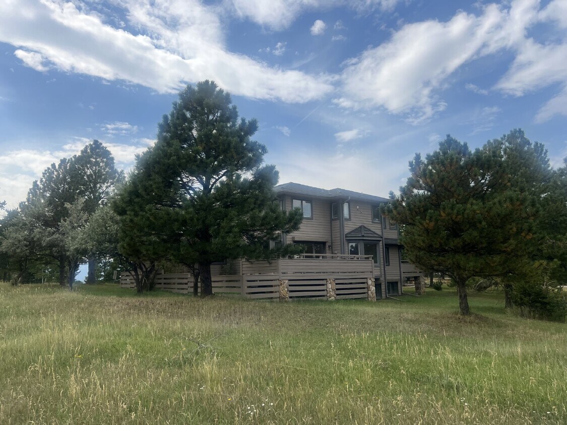 Primary Photo - Beautiful Home in Genesee!!