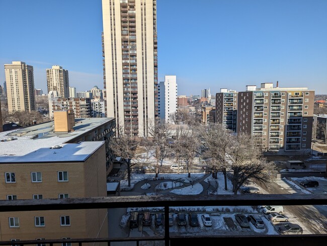 Balcony - 595 River Av