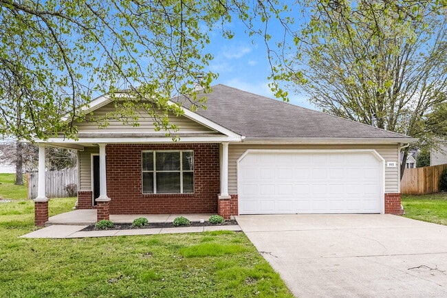 Building Photo - 805 Hammersmith Dr