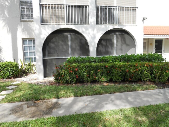 Foto del edificio - 250 NE 20th St