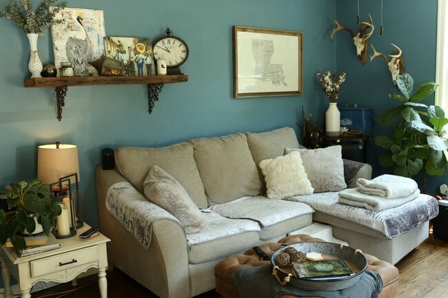 Building Photo - Awesome Cottage in the Heart of Inglewood/...