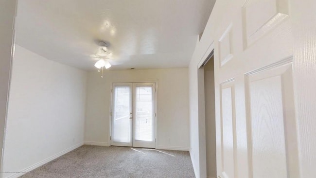 Building Photo - 1415 E Payton Way