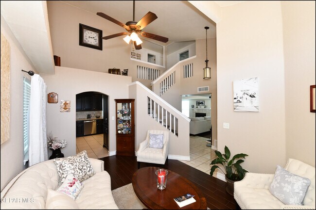 Building Photo - 5060 Silver Sands Ave