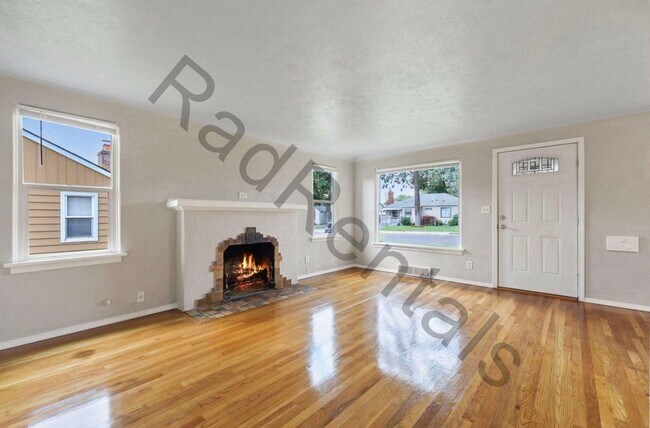 Foto del edificio - 2509 W Upton Ave