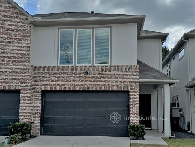 Building Photo - 10438 Executive Lake Dr