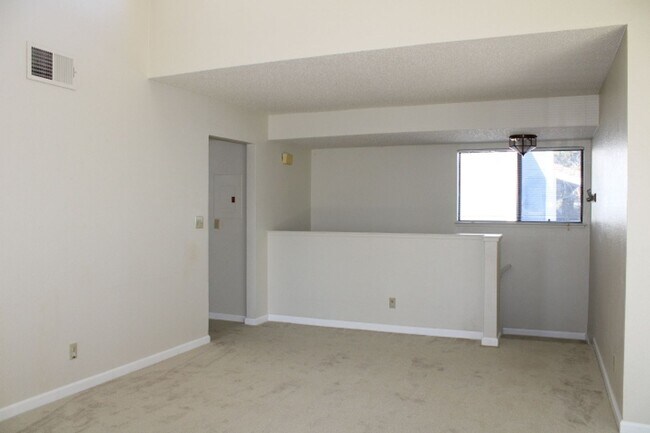 Building Photo - 403 Olympus